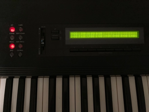 Korg M-1 Music Workstation 3