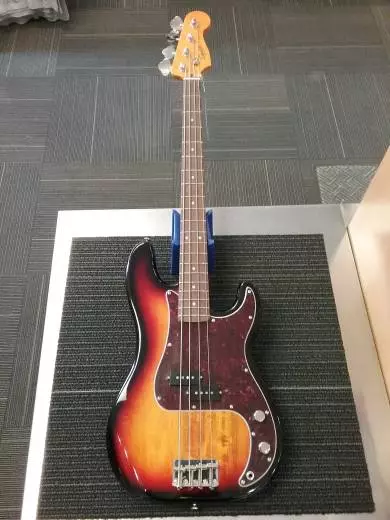 SQUIER CV 60S P-BASS LRL 3TSB 2