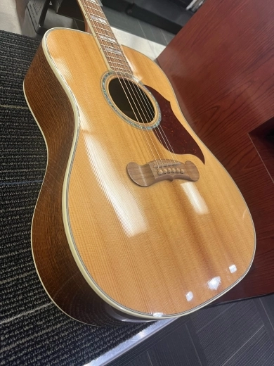 Gibson Songwriter 3