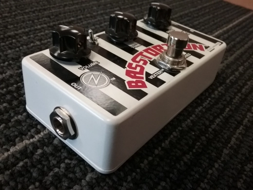 ZVEX Effects - V-BAS 2