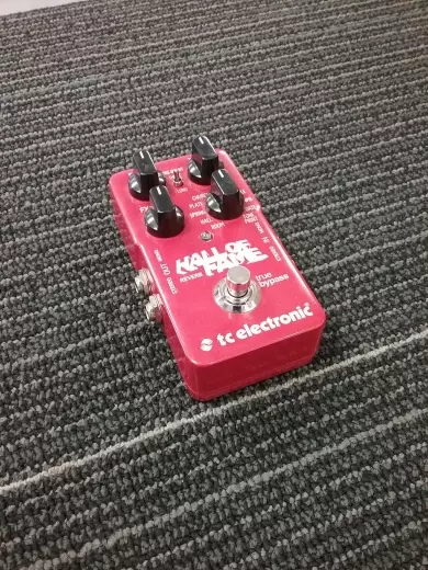 T.C. HALL OF FAME REVERB PEDAL 2