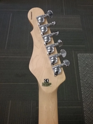 G&L ASAT CLASSIC TRIBUTE BLUE 8