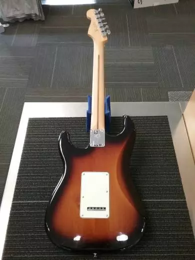 FENDER 70TH ANNIV PLAYER STRAT PF 2TSB 2