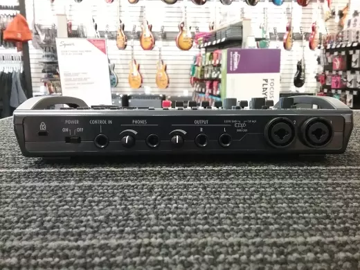 Zoom - R8 ZOOM 2