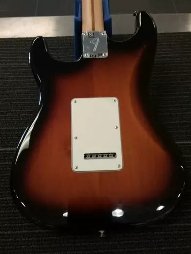 FENDER 70TH ANNIV PLAYER STRAT PF 2TSB 2