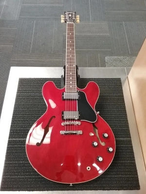 GIBSON ES-335 SIXTIES CHERRY W/C 2