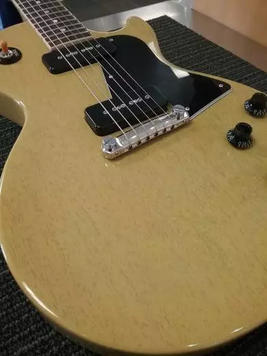 GIBSON LP SPECIAL TV YELLOW 2