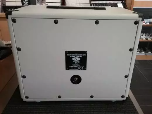 EVH 5150 III 112ST CAB IVORY 2