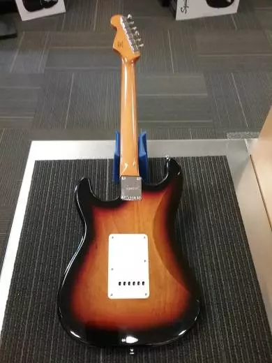 Squier - 037-4010-500 2