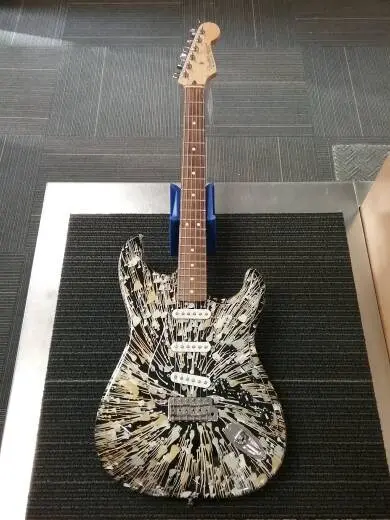 FENDER SPLATTERCASTER 2