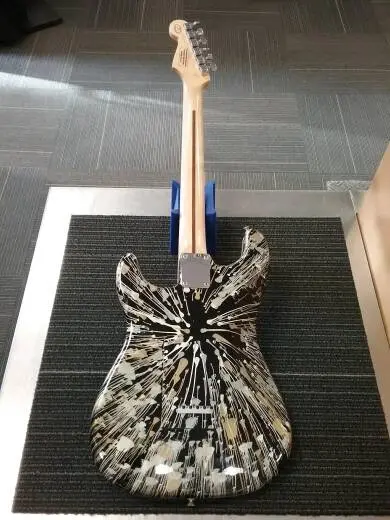 FENDER SPLATTERCASTER 2