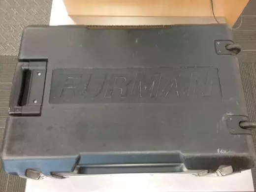 FURMAN POWERED PEDAL BOARD W/CASE 2