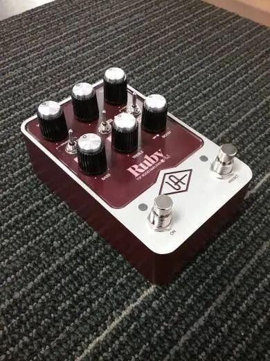 UA RUBY '63 TOP BOOST AMP PEDAL 2
