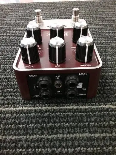 UA RUBY '63 TOP BOOST AMP PEDAL 2