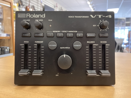 Roland - VT-4