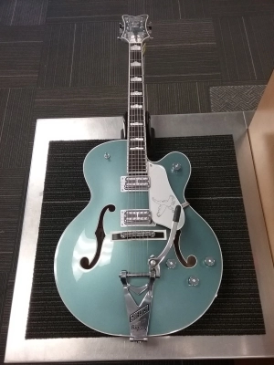 GRETSCH G6136T-140 PRO 140TH FLCN WC 2