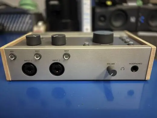 Universal Audio - UA-VOLT476 2
