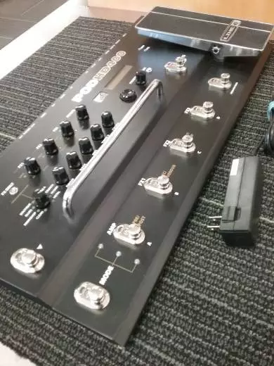 Line 6 - POD-HD400 2