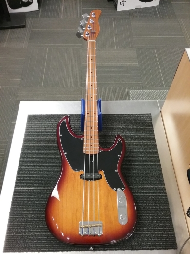 SIRE MARCUS MILLER D5 2