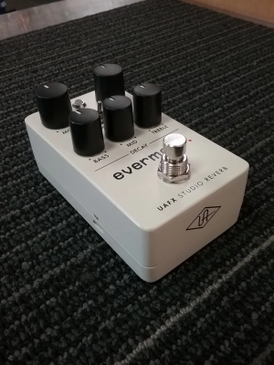 UA EVERMORE REVERB PEDAL 2