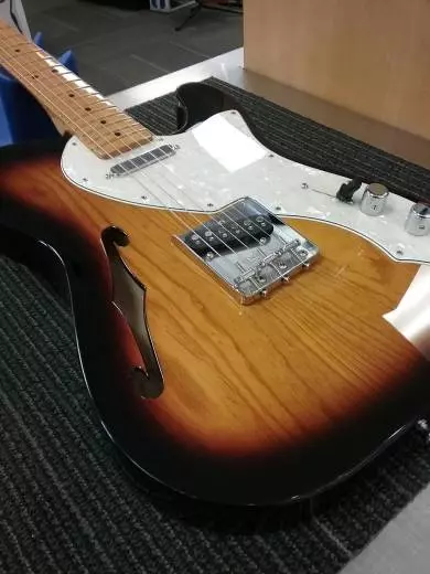 FENDER VINTERA II 60S TELE THNL MN 3TS W 2