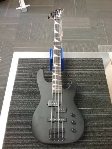 JACKSON JS1X CONCERT MINION 4 SATIN BLACK 2