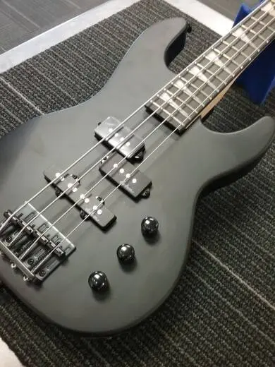 JACKSON JS1X CONCERT MINION 4 SATIN BLACK 2