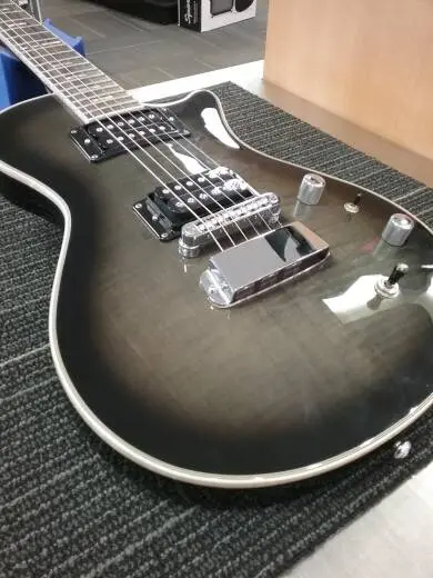 HAGSTROM ULTRA SWEDE 2