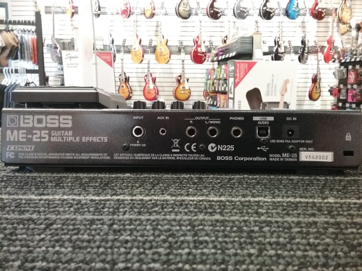 BOSS - ME-25 4