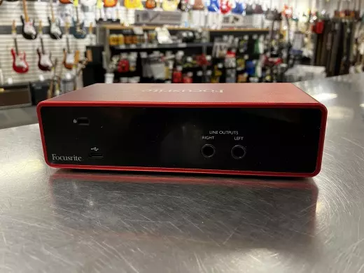 Focusrite - SCARLETT2I2MK3 2