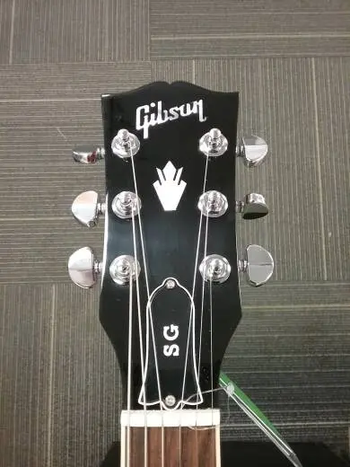 GIBSON SG STD HERITAGE CHERRY W/SOFT 2