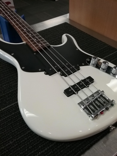 Gear Hunter | PEAVEY ZODIAC BXP