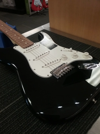 FENDER PLAYER STRAT PF BLK 3