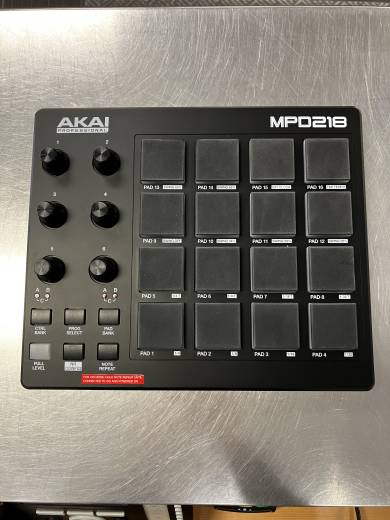 Akai MPD218 Pad Control Unit | Long & McQuade