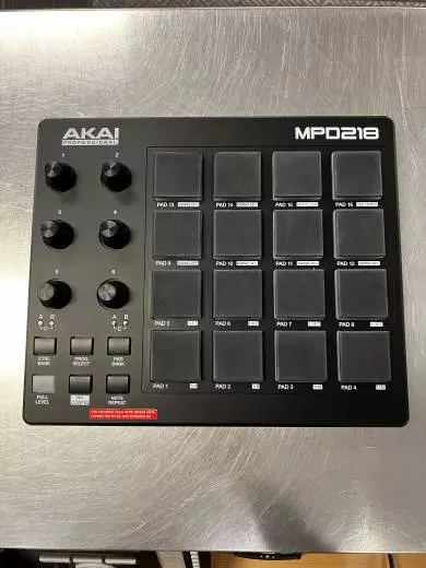 Akai - MPD218