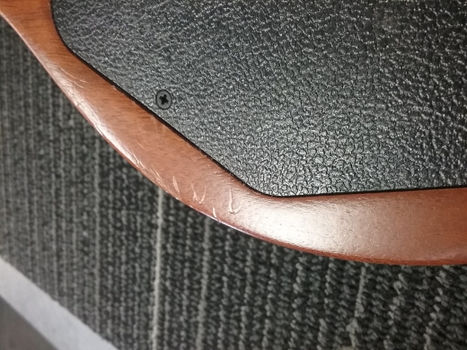 SG TRIBUTE NATURAL WALNUT W/SOFT 7