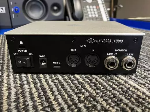 Store Special Product - Universal Audio - UA-VOLT1