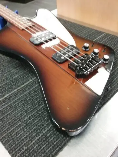 GIBSON 2015 THUNDERBIRD BASS VINTAGE BUR 2