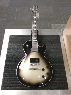 GIBSON ADAM JONES LP STANDARD SILVERBURST 2