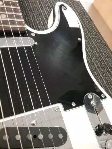 FENDER ULTRA TELE ARCTIC PEARL RW 2
