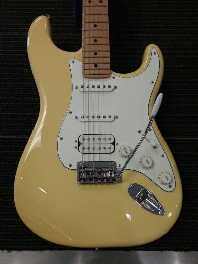 Gear Hunter | FENDER PLAYER STRAT HSS MN BCR