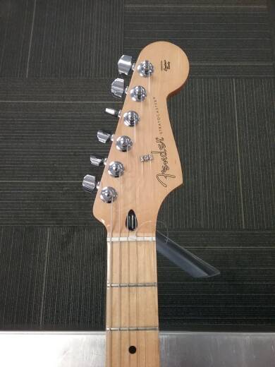 Gear Hunter | FENDER PLAYER STRAT HSS MN BCR