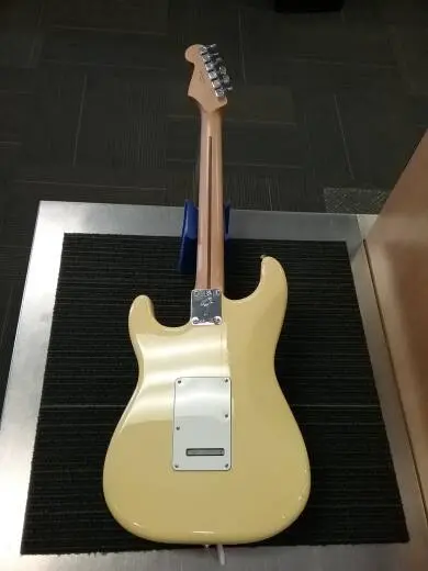 FENDER PLAYER STRAT HSS MN BCR 2