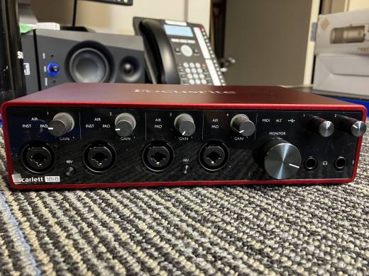 Store Special Product - Focusrite - SCARLETT18I8MK3