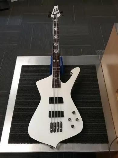 IBANEZ SIGNATURE SHARLEE D'ANGELO 4 PRL WHT 2