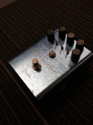 FENDER MIRROR IMAGE DELAY 3