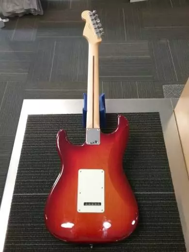 FENDER STD STRAT PLUS TOP MN ACB 2