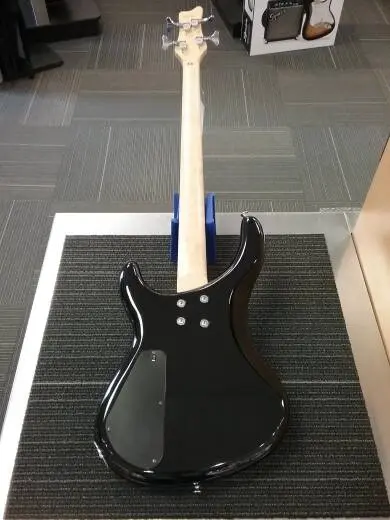 JACKSON C20 BLK  CONCERT BASS 2