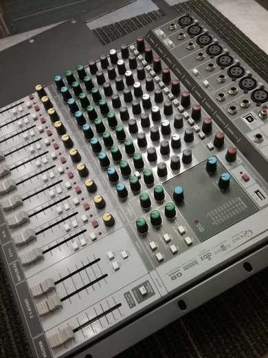 Soundcraft - SIGNATURE 12MTK 2