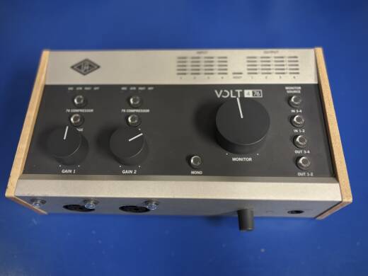 Universal Audio Volt 476 USB Interface With Compressor